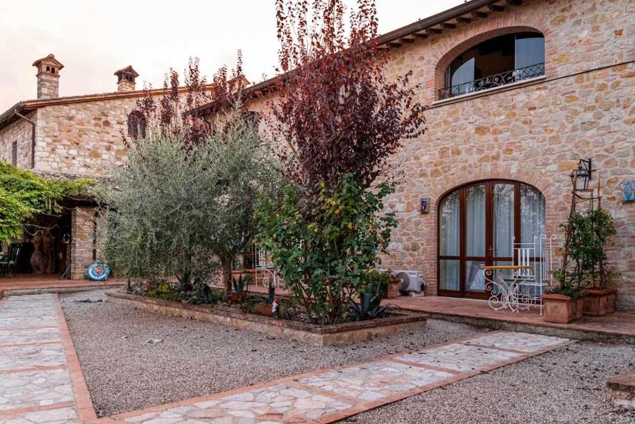 Residenza Collefiorito Lejlighedshotel Todi Eksteriør billede