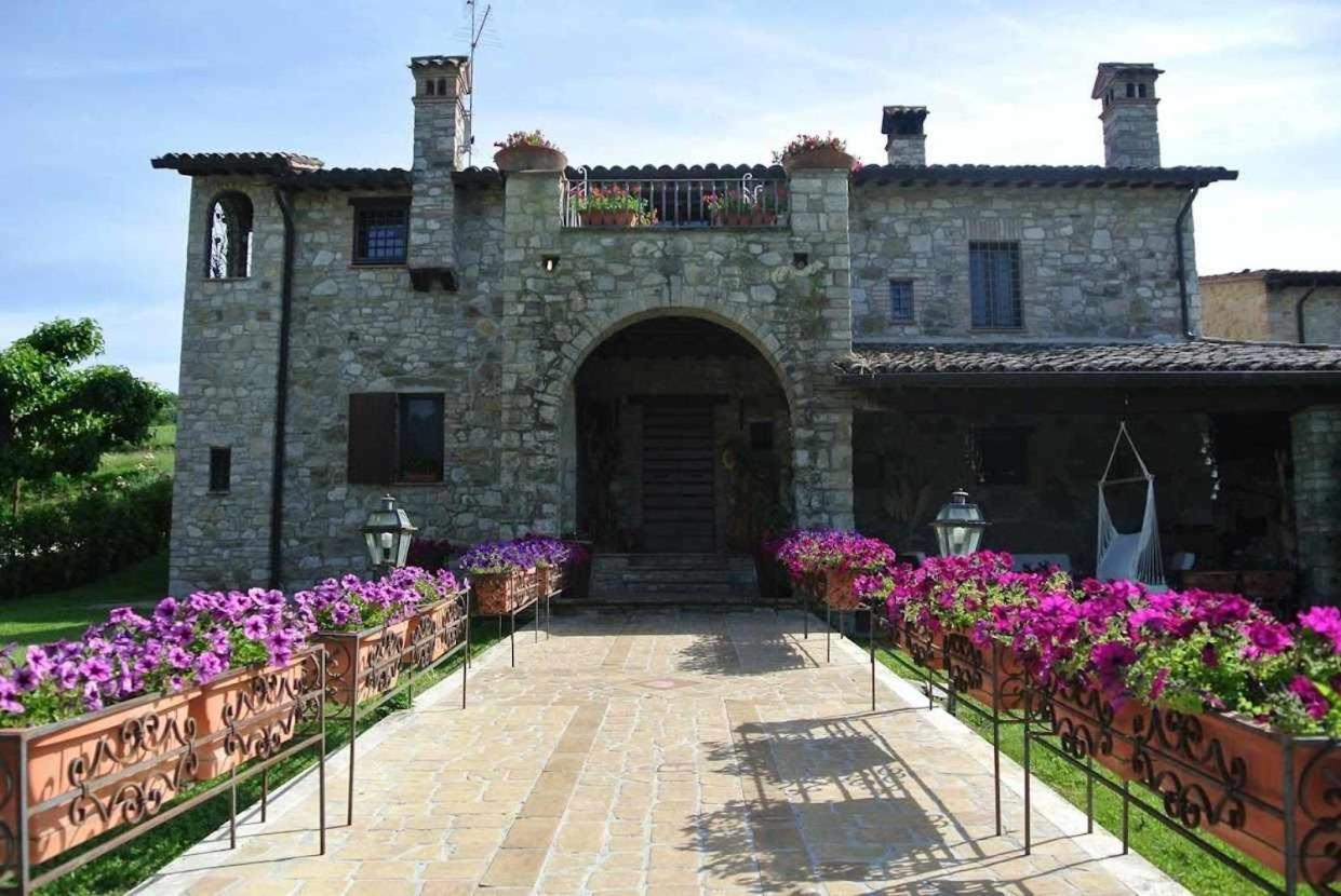 Residenza Collefiorito Lejlighedshotel Todi Eksteriør billede